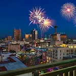 Courtyard By Marriott San Antonio Riverwalk