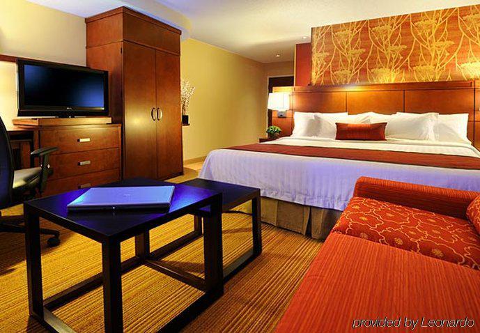 Courtyard By Marriott Riverwalk Hotel San Antonio
